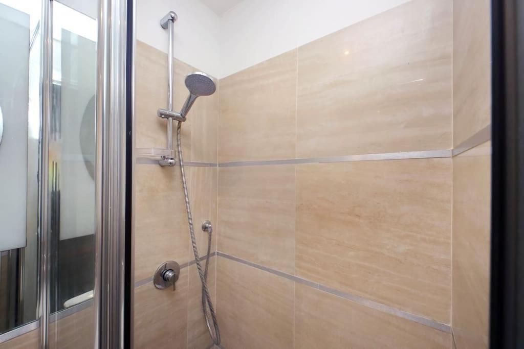 Appartement Monserrato à Rome Extérieur photo